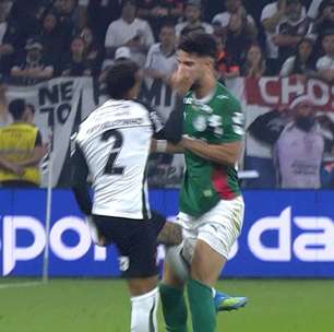 'Dá um soco': VAR 'entrega' agressão de lateral do Corinthians expulso em clássico contra o Palmeiras