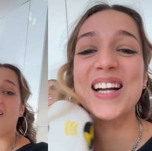 Ex-BBB Samira comete gafe e convida William Bonner para dividir bancada no Jornal Nacional: 'Para a gravação'