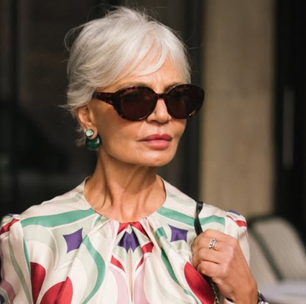 Como se vestir bem sem esforço aos 50 anos ou mais: confira vestidos super elegantes que funcionam e favorecem a silhueta