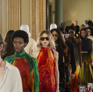 Osklen abre Rio Fashion Week com ode ao calçadão de Ipanema e mistura culturas ao lifestyle carioca, com luxo discreto e sustentável