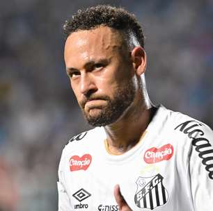 Neymar se desculpa por discussão com torcedor e diz: 'Não farei mais isso'
