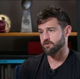 Filho diz que último ano de vida de Oscar Schmidt foi muito difícil e se emociona com legado: 'Vida de conto de fadas'