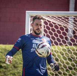 "Vila Nova nunca teve": Helton Leite muda patamar do gol do Tigre e viraliza