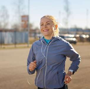 100 passos por minuto: a partir dos 40 anos, caminhar com maior intensidade e velocidade é o hábito simples vai revolucionar sua saúde