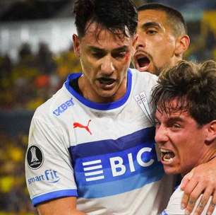 Católica supera Barcelona no Equador e embola grupo do Cruzeiro na Libertadores