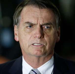 Arma atribuída a Jair Bolsonaro é apreendida com militar em blitz no DF