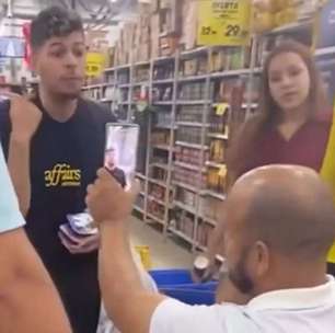 Homem cadeirante comete homofobia e agressão contra jovem em shopping