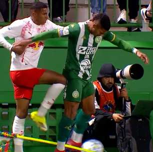'Contato muito leve': Ouça áudio do VAR sobre cartão vermelho retirado de jogador do Bragantino