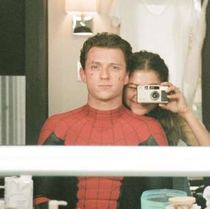 Tecendo amor! Tom Holland revela que faz crochê com Zendaya