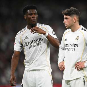 Clima quente no Real Madrid: Discussão entre Tchouaméni e Valverde quase termina em agressão, diz jornal espanhol