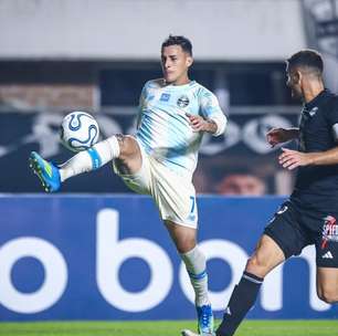 Está fora do Grêmio: Pavón é disputado por 3 gigantes da Argentina
