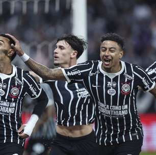 Corinthians sofre, mas bate o São Paulo em clássico eletrizante