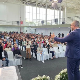 Prefeitura de Poá anuncia reajuste salarial de 5% para servidores e aumento de 10% no vale-alimentação