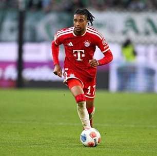 Olise desbanca Mbappé e é eleito melhor francês fora do país