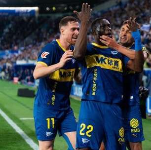 Alavés vence o campeão Barcelona e deixa a zona do rebaixamento em LaLiga