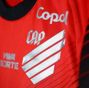 Athletico afasta atacante após pedido do jogador para deixar o clube