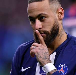 'E você...': vaiado, Neymar rebate provocação de torcedores sobre chance de ficar fora da lista de Ancelotti para a Copa do Mundo 2026