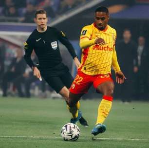 Na despedida de Endrick, Lyon é goleado pelo Lens no Francês