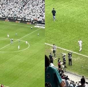 Torcida do Santos vaia e protesta após show do Coritiba no 1º tempo; Neymar sai de campo irritado