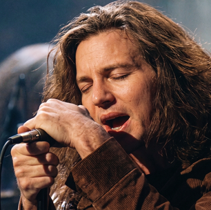 A história devastadora por trás de "Black", hino do Pearl Jam que você canta de olhos fechados