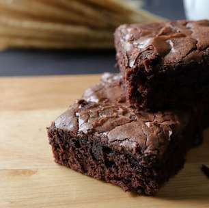 Sua casquinha de brownie nunca fica crocante? Veja o que fazer