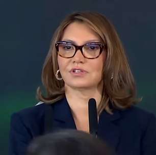 Em evento no Planalto, Janja critica Juliano Cazarré por fala sobre feminicídios: 'Desserviço'