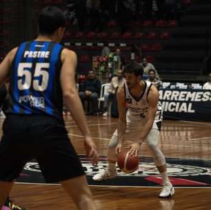 Corinthians esboça reação no fim, mas perde para o Pinheiros no terceiro jogo da semifinal do NBB
