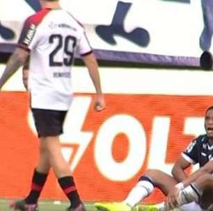 Jogador do Remo é expulso por gesto obsceno contra o Athletico