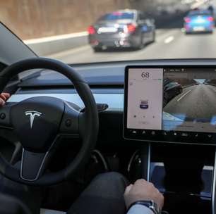 "Daqui a 10 anos, dirigir o próprio carro será algo bastante inusitado", diz Elon Musk
