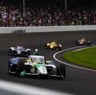 Caio Collet lidera Indy 500, briga pelo top 10 e bate no fim