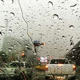 Ciclone avança e coloca RS em alerta para chuva forte, vento e granizo nesta terça-feira (26)