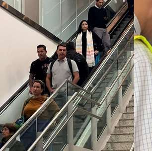 A viagem de Flávio Bolsonaro aos EUA em busca de Trump: classe executiva, steak de carne, fotos e sorvete