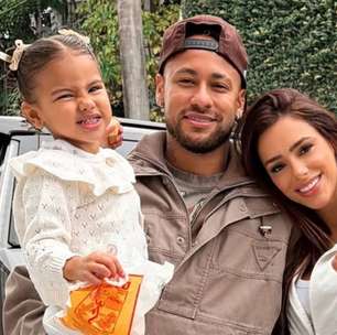 Tênis Puma na cor Ice Coffee e biscoito de polvilho popular: antes da Copa 2026, Neymar se despede da família e a filha Mavie rouba a cena