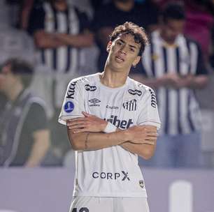 Com pênalti defendido, Santos derrota Cuenca e garante classificação na Sul-Americana