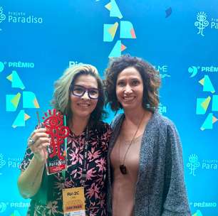 Keka Reis recebe Prêmio Paradiso de Roteirista no ABRA