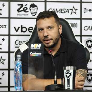 Alessandro Brito deixa o Botafogo