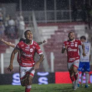 Vila Nova vê Gustavo Pajé retornar à Goiânia e aguarda resolução de contrato