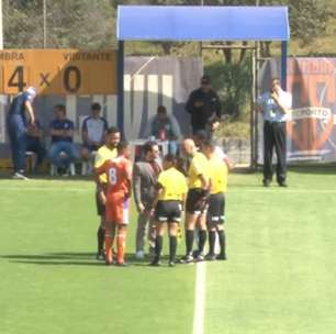 Ipatinga entra em campo com sete jogadores, leva goleada em minutos e jogo acaba por W.O.