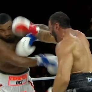 Kleber Bambam vence Davi Brito por nocaute e desafia Naldo Benny no FMS