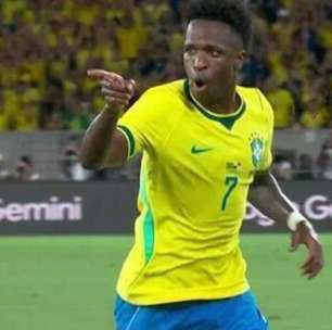 Brasil, com titulares no 1º tempo e reservas na etapa final, goleia o Panamá