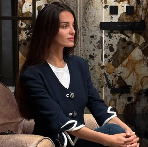 Antes eu achava que eram sapatos de avó, agora uso-os até para trabalhar: são da Bershka, na cor 'black piano' e com estilo coquette
