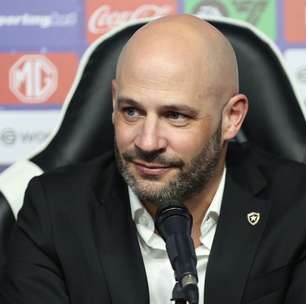 Botafogo toma decisão sobre futuro de Franclim Carvalho: "Nos bastidores"