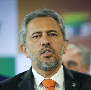 A avaliação de Elmano de Freitas no Ceará a 4 meses da busca pela reeleição