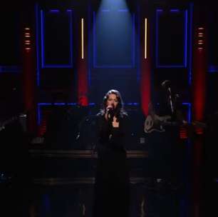 Filha de Dave Grohl estreia banda na TV; assista 'Bug in the Cake'