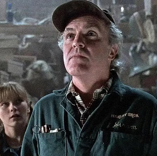 James Handy, ator de 'Top Gun: Maverick' e 'Jumanji' é morto a facadas; filho de namorada é suspeito