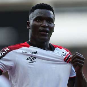 NOVAS! Athletico-PR contrata japonês, Viveros manda recado para novo jogador, Petraglia "trai" técnico