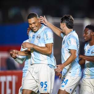 Grêmio define valor e vê jogador atrair atenção do futebol europeu