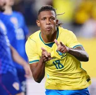 Botafogo responde sobre possível troca de jogadores com o Palmeiras por Danilo