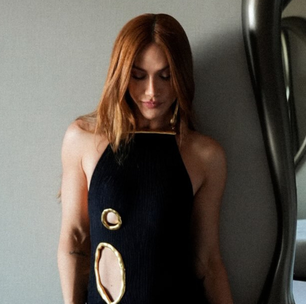 Giovanna Ewbank aposta em calçado com formato de dedos em latão de R$ 19 mil no 'Global Citizen Live'