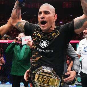 Em clima de Copa, Poatan marca golaço com chute rodado em preparação para o UFC Casa Branca; vídeo